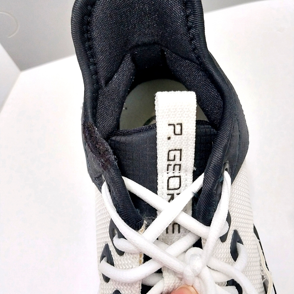 Nike Paul George 3 Sneakers, Size 7.5 - Picture 4 of 15